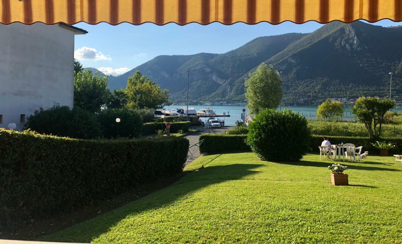 Casa Al Lago Клусане Екстер'єр фото
